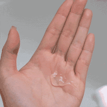 Load image into Gallery viewer, Hydrating Facial Cleansing Gel lathering into a foam